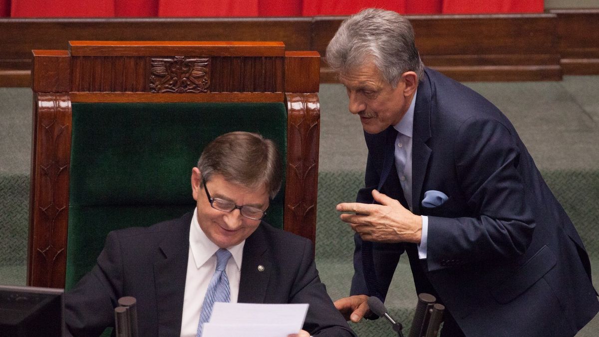 Marszałek Marek Kuchciński i przewodniczący Komisji Sprawiedliwości Stanisław Piotrowicz.