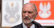 Pytanie o Dudę w programie na żywo. Macierewicz nie miał wyjścia, musiał odpowiedzieć