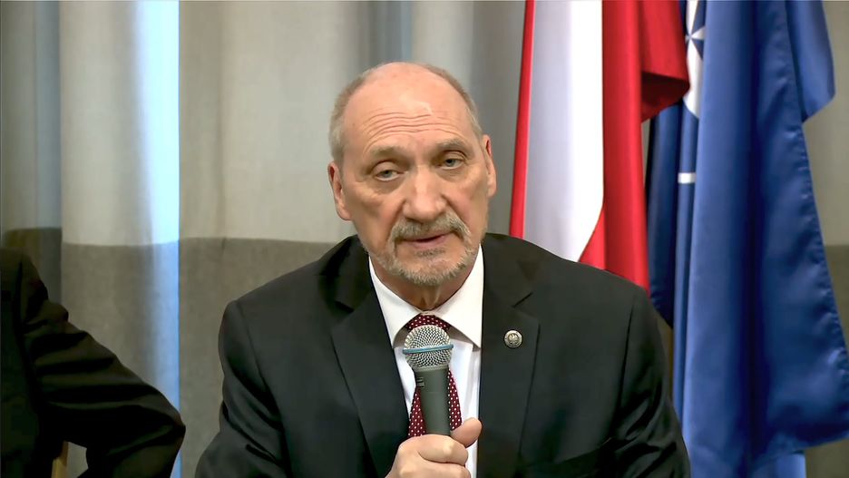 Antoni Macierewicz ma zeznawać w sprawie jako świadek