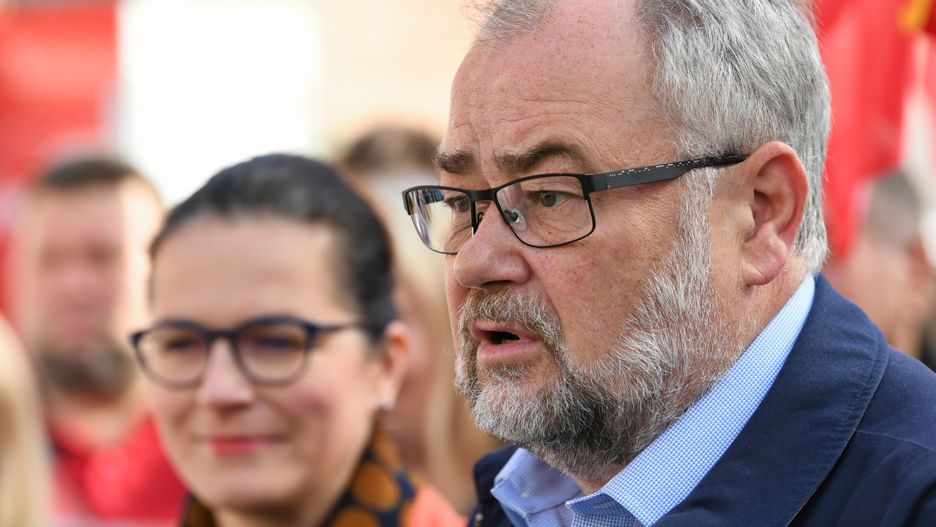 Piotr Adamowicz.