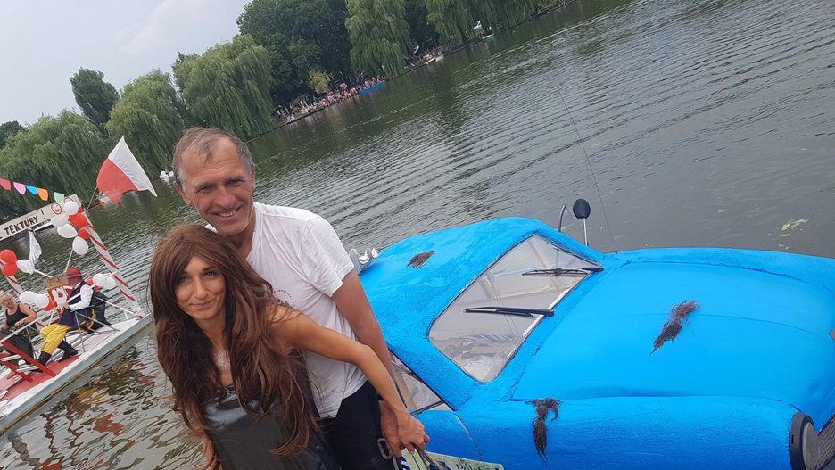 Mistrzostwa Polski w Pływaniu na Byle Czym "Co ma pływać nie utonie" organizuje rokrocznie w Augustowie Polskie Radio Białystok