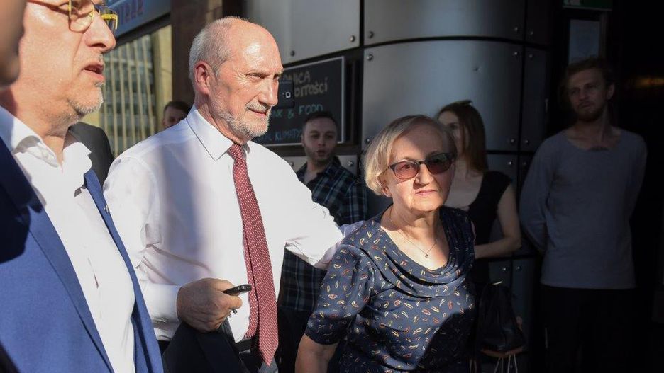Antoni Macierewicz przyjechał ze swoją żoną