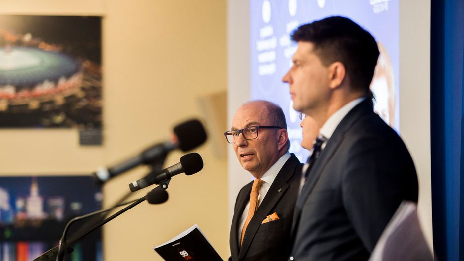 Poseł Jerzy Meysztowicz w trakcie przemówienia