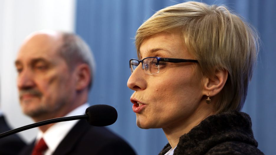 Szef MON Antoni Macierewicz i europosłanka PiS Beata Gosiewska