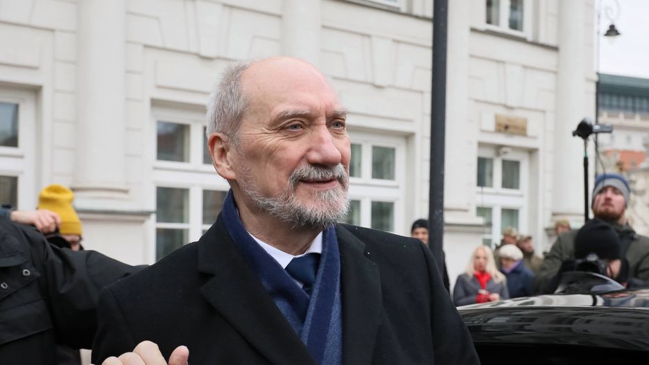 Antoni Macierewicz był ministrem obrony narodowej od 16 listopada 2015 do 9 stycznia 2018 roku
