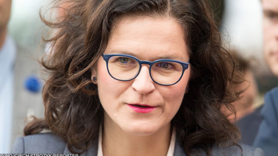 Aleksandra Dulkiewicz podczas sesji Rady Miasta Gdańska