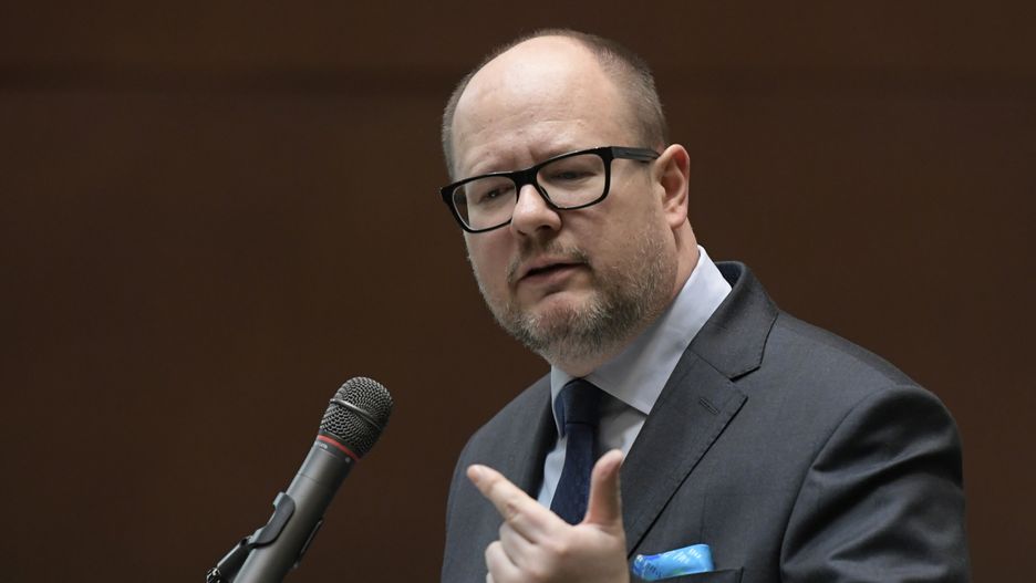 Swoją decyzją Paweł Adamowicz uprzedził PO