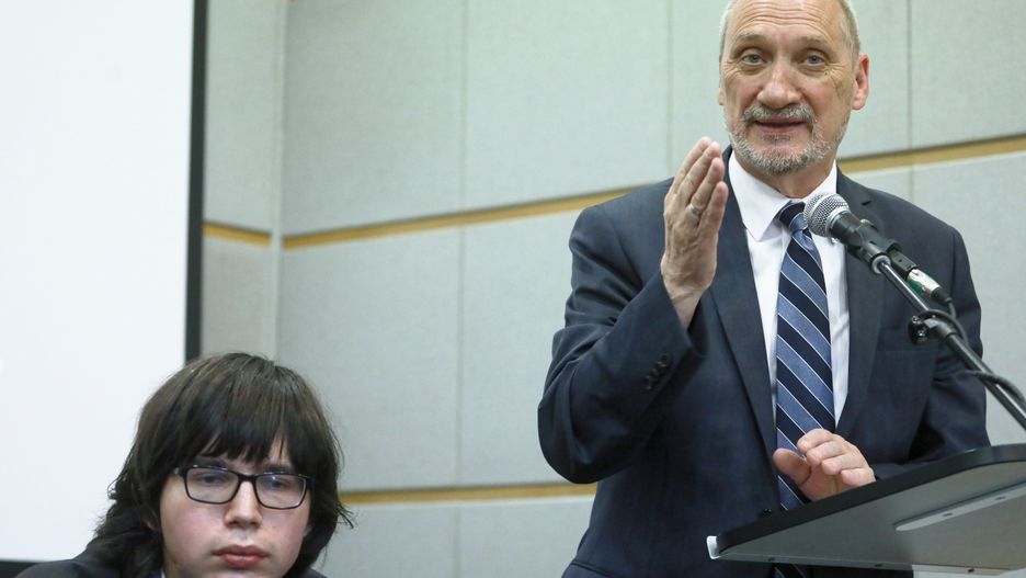 Edmund Janniger i Antoni Macierewicz na sympozjum o bezpieczeństwie Polski
