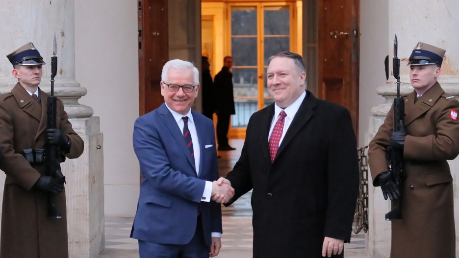 Jacek Czaputowicz i Mike Pompeo. Szef dyplomacji USA jako pierwszy przyleciał na konferencję