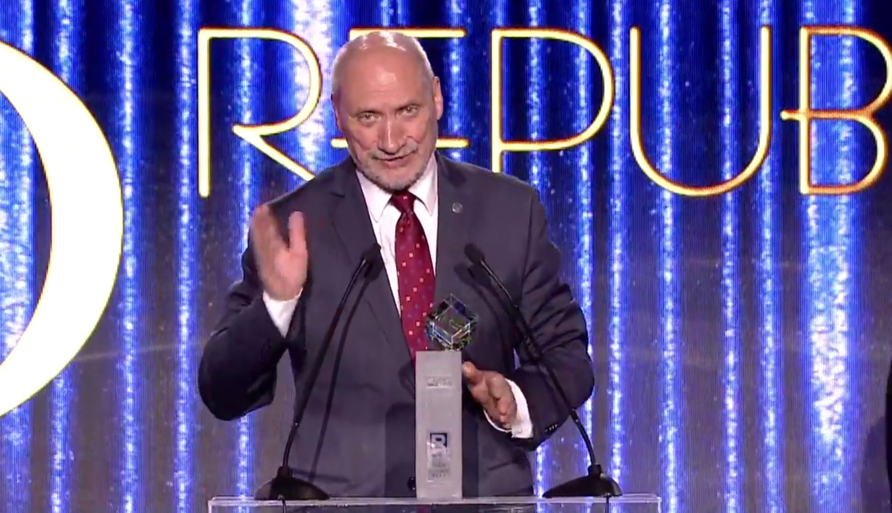 Antoni Macierewicz otrzymał nagrodę telewidzów