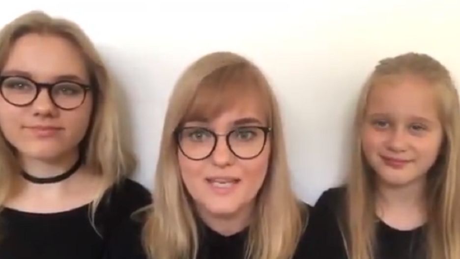Magdalena Adamowicz z córkami