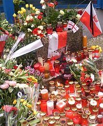 Związkowcy oddają hołd prezydenckiej parze