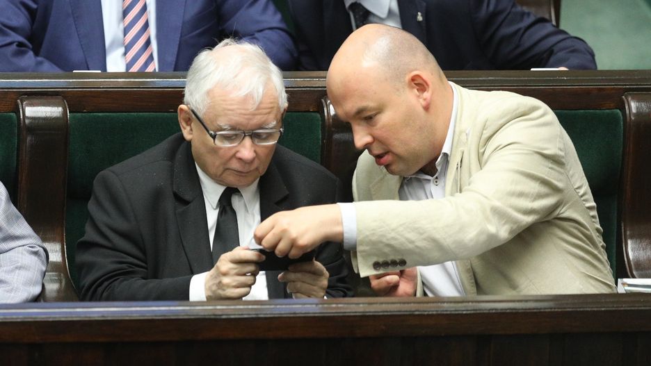 Jan Dziedziczak zapewnia, że nie latał z Markiem Kuchcińskim