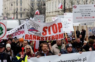 Oprocentowanie kredytów. W Europie odsetki od kredytów w dół, a u nas w górę. Banki zbierają na TSUE