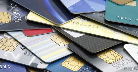Limit w płatnościach zbliżeniowych podniesiony. Bez PIN do 100 zł
