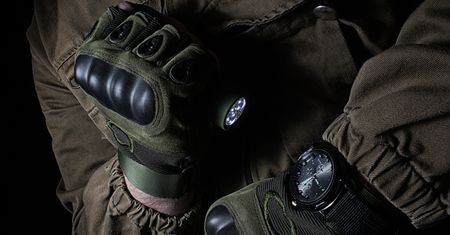 Rękawice dla zawodowców. Są wytrzymałe i leżą jak druga skóra