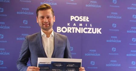Poseł przeprasza nauczycieli. "Miałem złe dane"