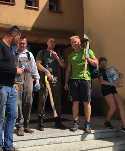 Pospolite ruszenie ratuje sytuację po nawałnicach w Rytlu. "Gospodarska wizyta z Marsa"