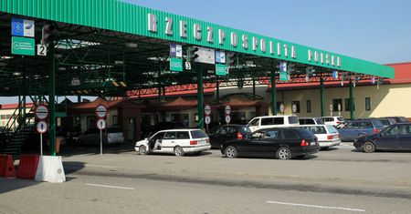 Zawieszony mały ruch graniczny tematem kampanii. Rosjanie wydają 15 razy mniej niż Ukraińcy