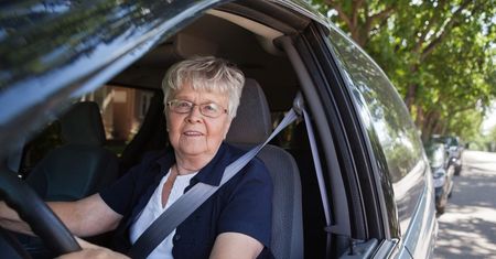Kilkadziesiąt tysięcy włoskich 90-latków prowadzi samochód