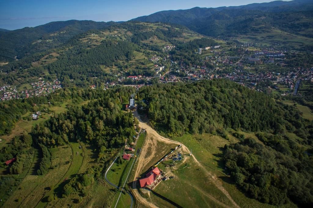 Najlepsze miejsca na jesienny weekend za miastem. Góry, bory i jeziora