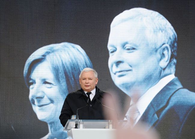 Sekretarka Lecha Kaczyńskiego pierwszy raz od katastrofy wspomina prezydenta i jego żonę