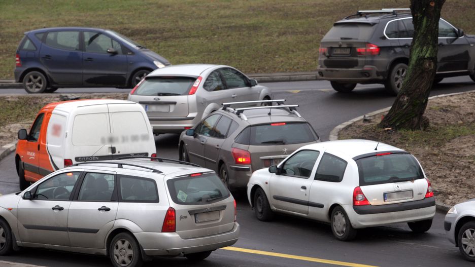 Obchody Święta Niepodległości 11 listopada w Olsztynie powodują duże utrudnienia w ruchu miejskim. 