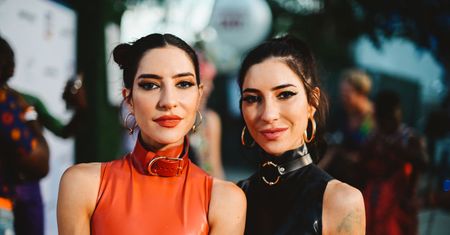 Wyrzucono je z samolotu. Piosenkarki z The Veronicas grożą pozwem
