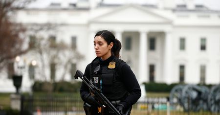 W pobliżu Białego Domu padły strzały. Funkcjonariusze Secret Service zamknęli siedzibę prezydenta USA