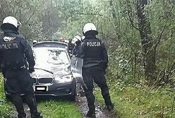 Policja udaremniła ustawkę pseudokibiców. Padły strzały