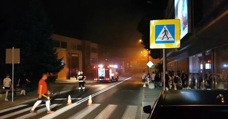 Groźny pożar w Słubicach. Zapłonął dach uczelni