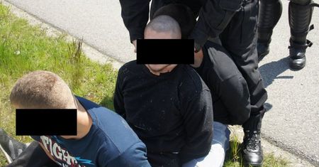 O krok od tragedii: pseudokibice planowali atak na autostradzie A1