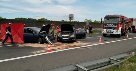 Balice. Wypadek na A4. Jedna osoba nie żyje, interweniował śmigłowiec LPR
