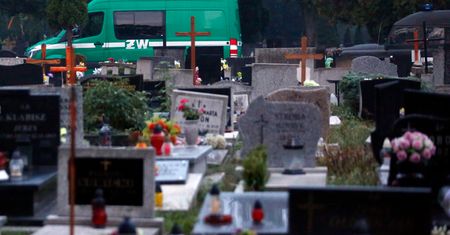 Jego żona zginęła pod Smoleńskiem. Walczy, aby jej nie ekshumowano