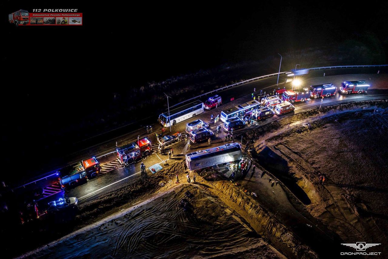 Tragiczny wypadek autobusu. Kierowca z zarzutami, ale bez aresztu