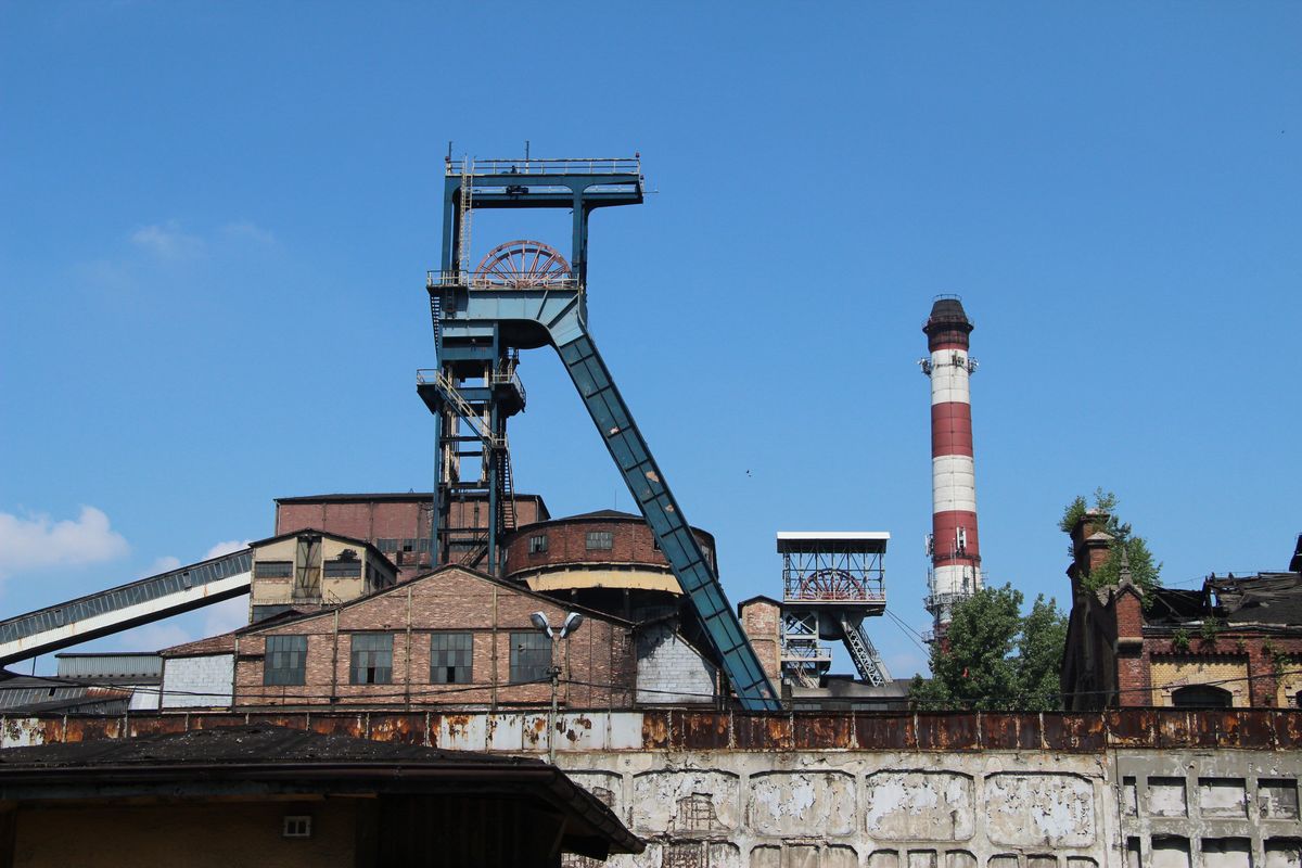 Silny wstrząs w kopalni Mysłowice i wypadek w Rudnej. Są ranni