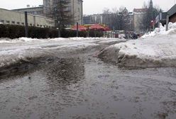 Uwaga na kałuże; idzie odwilż