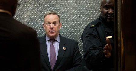USA: kolejna wpadka rzecznika Trumpa
