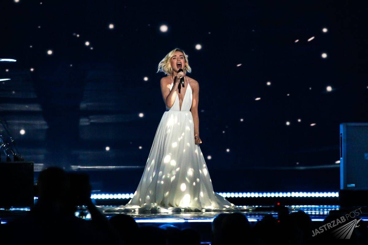 ROSJA - Eurowizja 2015 - <a href="https://jastrzabpost.pl/tag/polina-gagarina" target="_blank"> Polina Gagarina</a> z piosenką A Million Voices<br /><br /><iframe width="700" height="394" src="https://www.youtube.com/embed/Q2gbKglCL5s" frameborder="0" allowfullscreen></iframe>