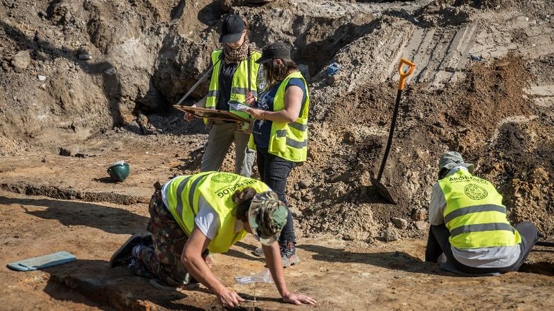 Prace archeologiczne na placu Krasińskich