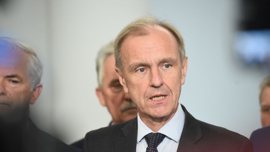 Bogdan Klich stwierdził, że senatorzy opozycji byli nie tylko kuszeni, ale i zastraszani przez wysłanników PiS