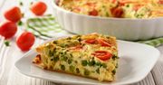 Quiche z zielonym groszkiem, pomidorkami i fetą