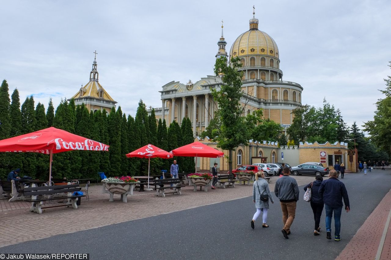 "Tylko nie mów nikomu". Ważne oświadczenie zakonu marianów. Ksiądz odsunięty