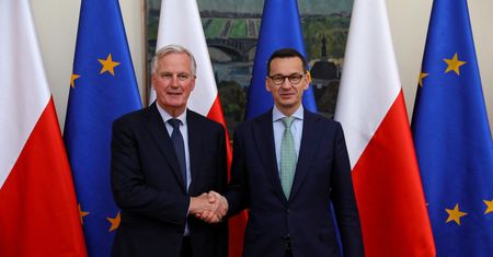 Mateusz Morawiecki rozmawiał o brexicie. Premier wbił szpilę Donaldowi Tuskowi