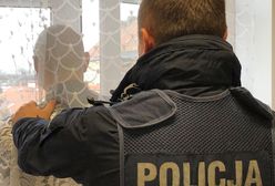 Lidzbark Warmiński: poszukiwany listem gończym schował się przed policjantami... za firanką