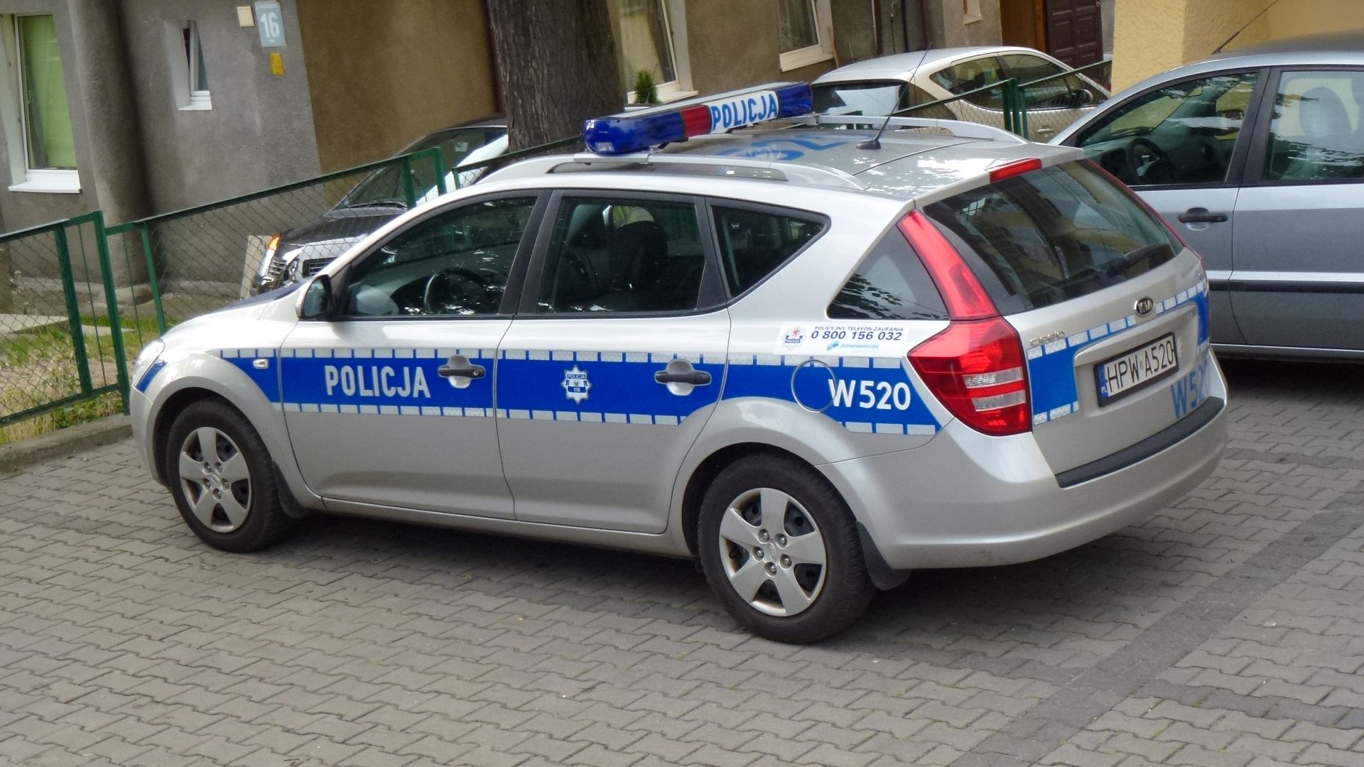 Policjanci pobili się w hotelu z weselnikami