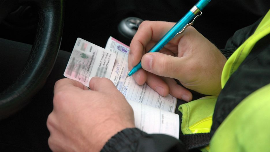 Autorzy petycji proponują zniesienie pouczeń, upomnień czy ostrzeżeń