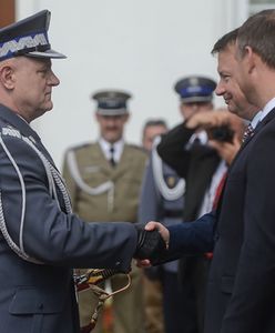 Sprawa śmierci na komisariacie. Zastępca komendanta trafił do szpitala