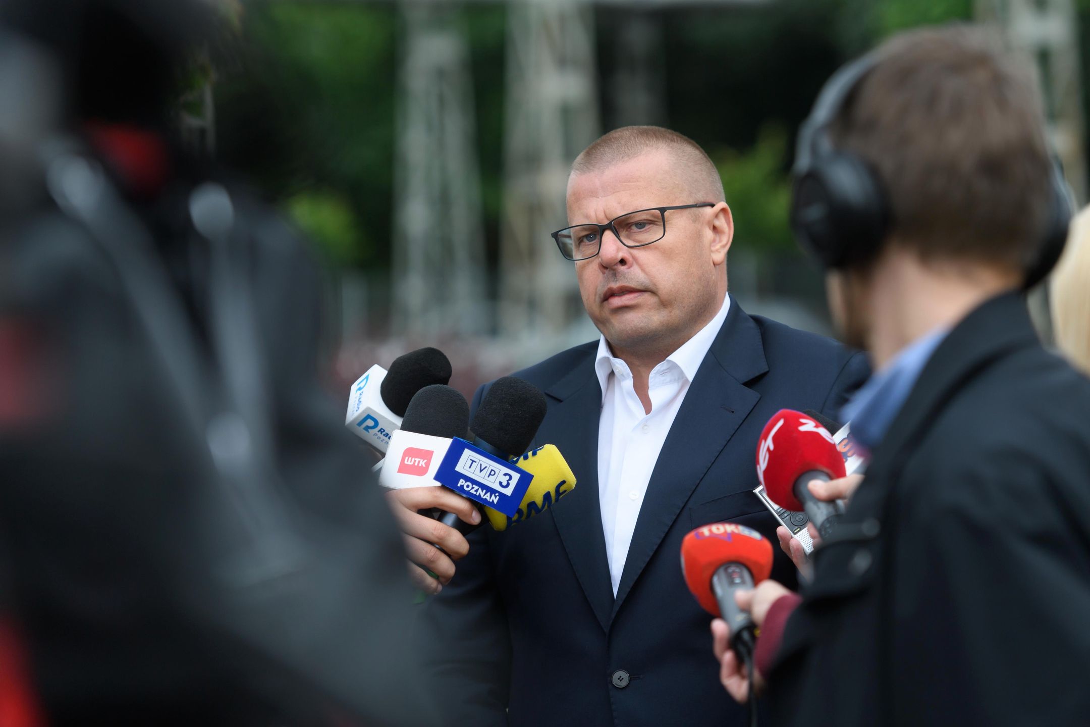 Maj: Na szczęście poszło już w eter, że nie tylko ja byłem podsłuchiwany, ale też dziennikarze. 