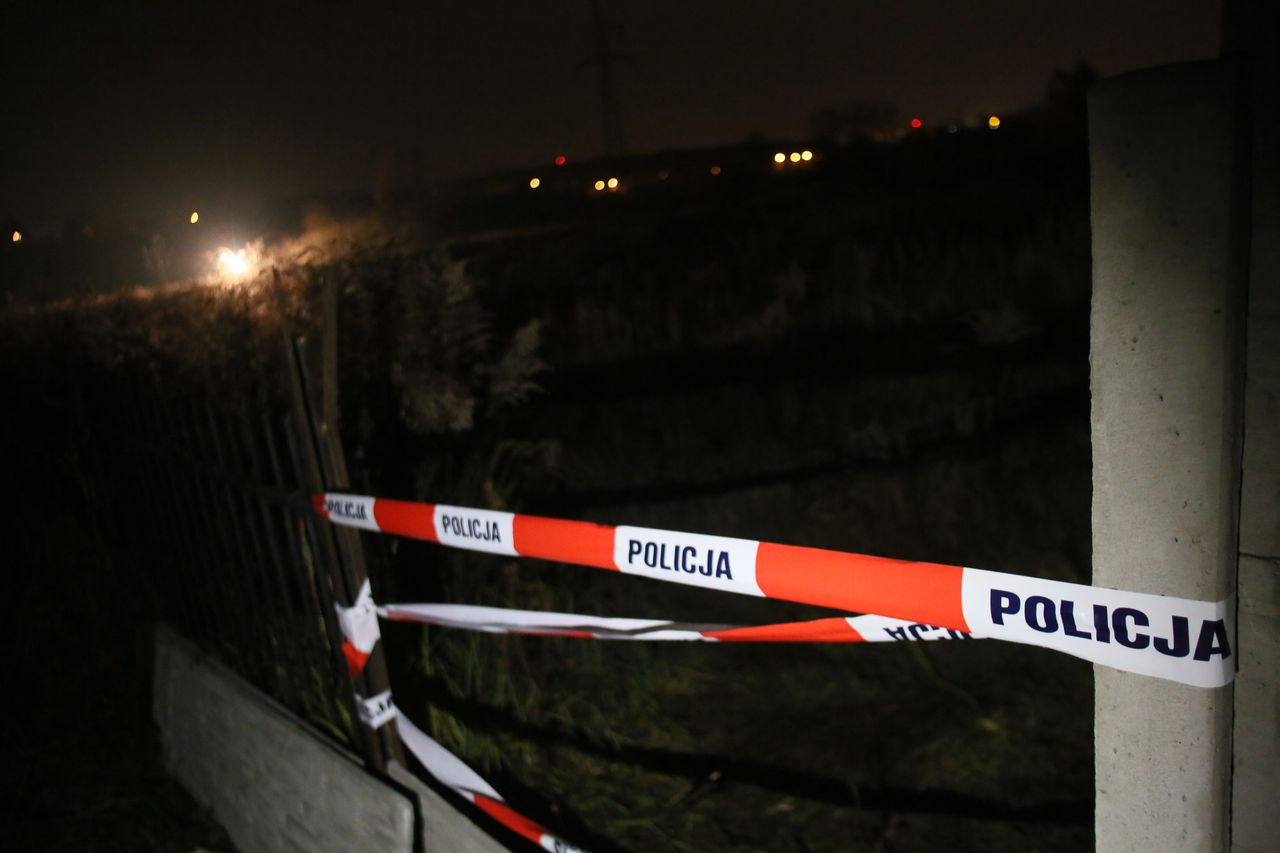 Makabryczne odkrycie we wsi Strużka. Z szamba wyłowiono zwłoki